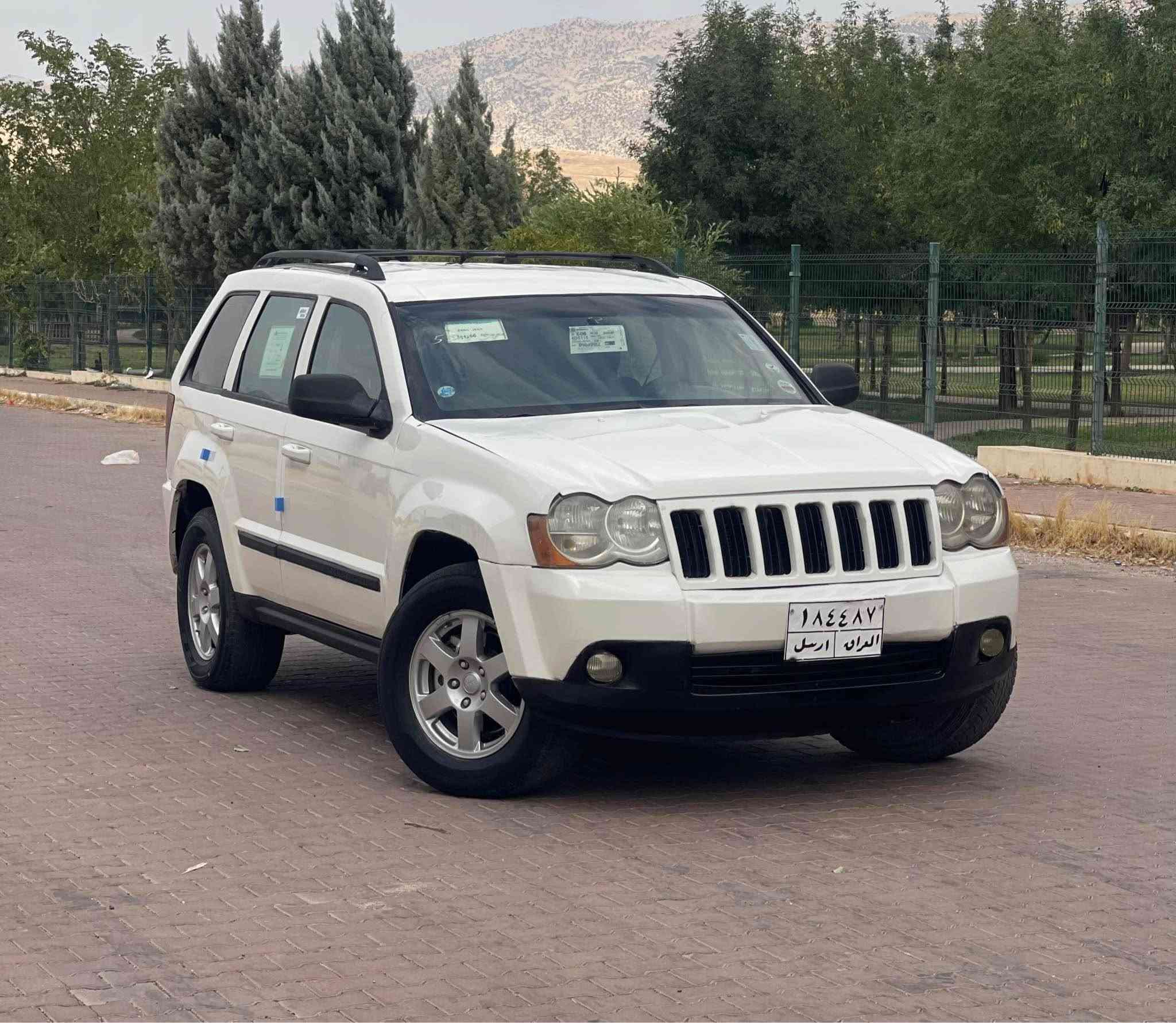 سلام عليكم جيب لاريدو 2008  بسعر 77وبيه مجال
وتجي وتقتنع وعيوني اللك 
محرك V6 3.7L سته سلندر مرغوب كيرو محرك بشرط  ( سيارا رقم اربيل تحويل شرط بسمي )
سيارا حزام صبغ و نص قمارا صبغ 
سياره نضيفه ومال جناي
مواصفات فول ، عده الفتحه 
 -داخل اسود  رصاصي  كهرباء-
 كاميرا - - تحديد سورعة - بلاجكتور -
 - مراي كهربا اربع تاير و ويل بيلادي بدون
 عنواني عقره بين اربيل و دهوك 
كورك او واتساب *********** دهوك, العراق
