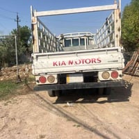 شاحنة