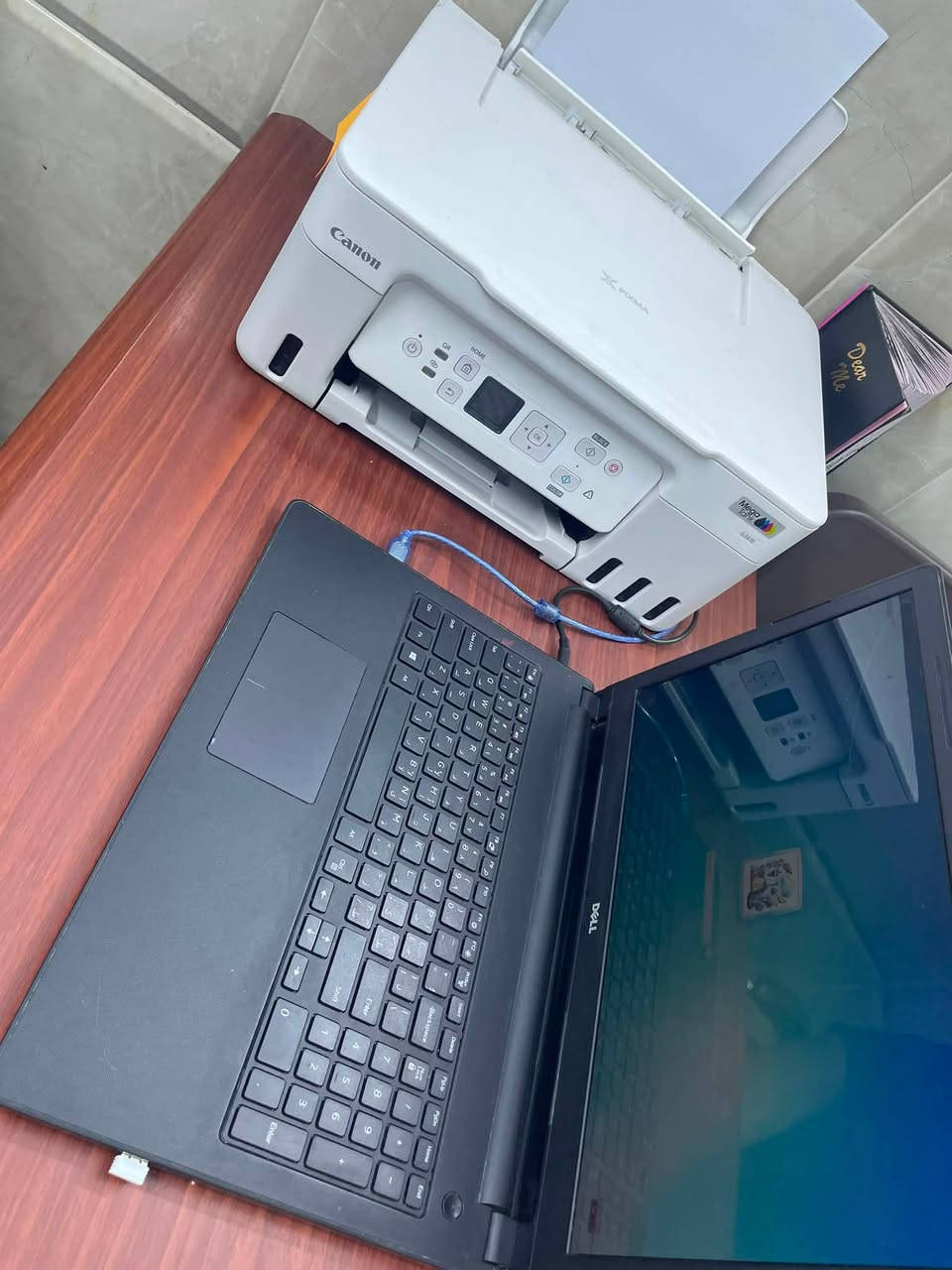 مختبر للبيع كامل متكامل الاجهزه والاثاث ويوجد في اجازه مكمل جميع الاجرائات بالكاظميه مقابيل المستوصف الصحي للتواصل ع الرقم ***********

