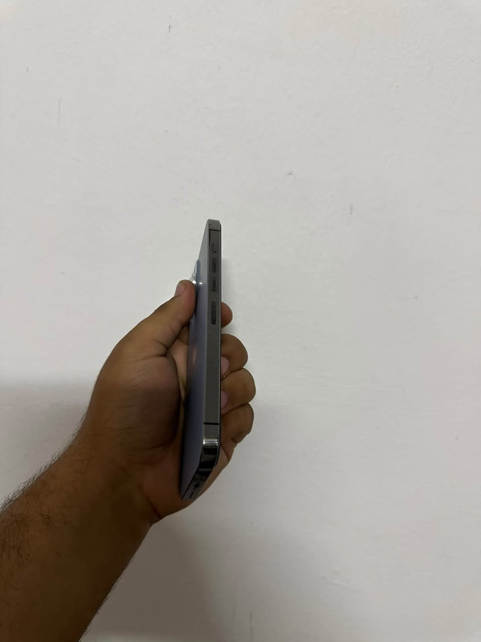 آيفون ١٣ برو ماكس • ٢٥٦ غ.ب. • مبدل بطارية