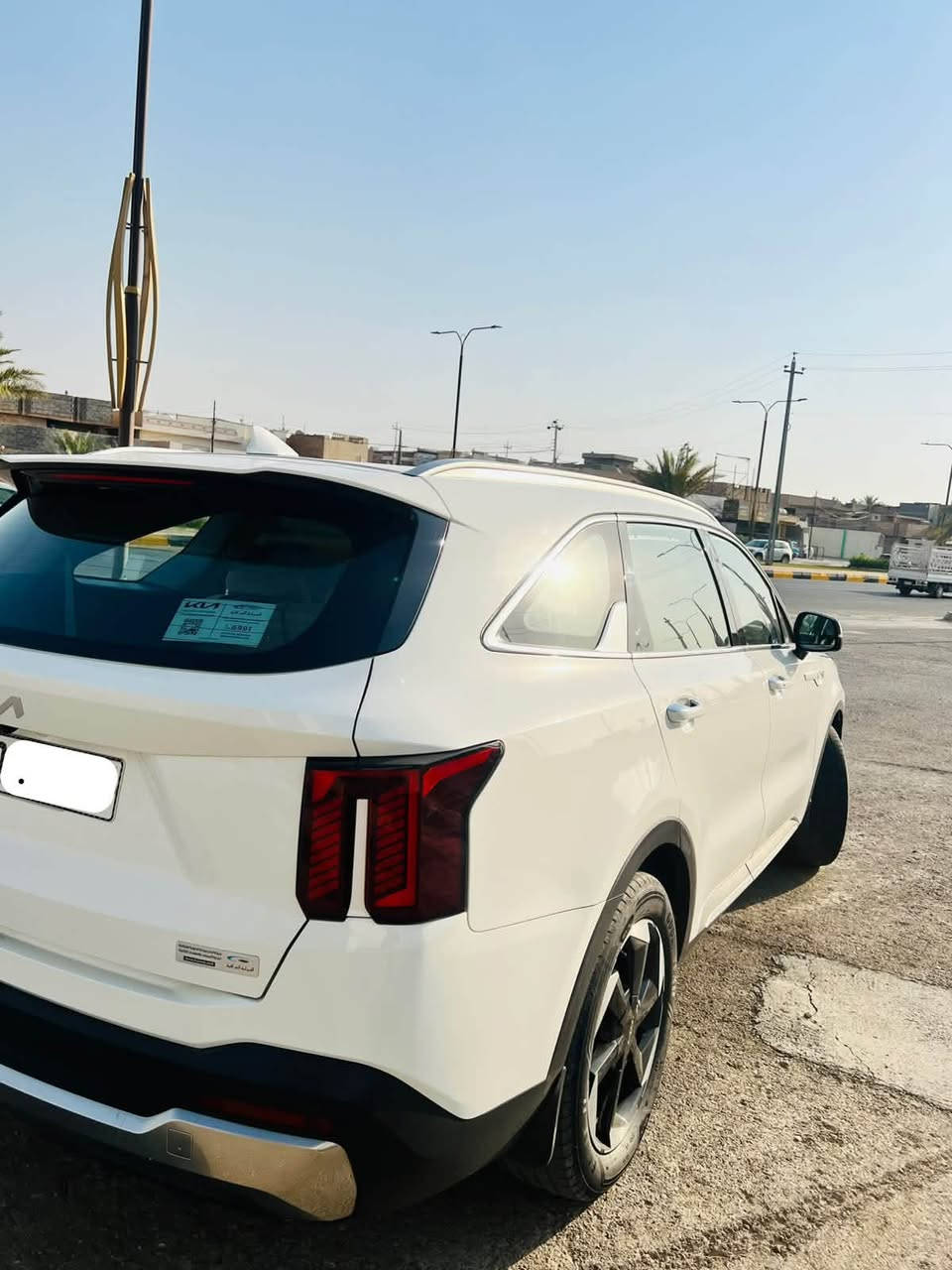 ‏للبيع
سورنتو ٢٠٢٤ (وكالة كيا الدولية بعدها بالضمان) مواصفات بصمة بانوراما فتحة ‏السيارة رقم بغداد باسمي
‏لسيارة كفالة عامة من كلشي
بيها بارد بمكان واحد كد اربع اصابع 
‏ماشية 66 الف كم
‏مواصفات السيارة
‏1.بصمة
‏2.بانوراما
‏3.حساس امامي خلفي 
‏4.ويل كب حجم 19عدد5
‏6.اشاير بالمري
‏7.كروز سرعة
‏8.تحكم ستيرن
‏9.مري شفط
‏10.سايد بريك بصمة
‏11.بك لايت لد
‏12.نضام ترحيب
‏13.محرك 6 سلندر 
‏15.Bluetooth
‏16.Usb
‏18.شاحن لاسلكي
‏19.كير ماوس
‏20.اريل نفكيشن
‏21.كشنات تغليف
‏22.مقاعد عدد 7
‏23.ثلاث قطع تبريد
‏24.Abs
‏25.يدات كروم
‏26.درايف مود اربع وضعيات للقيادة
‏27.بصمة ابواب
‏28.كشن السائق والراكب كهرباء 
‏30.كامرة دوارة
‏31.لد نهاري لكزز
‏32.Androied outo
‏33.apple car play
‏34.مانع انزلاق
‏35.اوتو هولد
‏36.شاشة متصلة
‏37.تبريد بيانو لمس
‏38.انارة محيطية
‏39.جنطة كهرباء 
‏40. تبريد منفصلة
‏41. المراية Auto-dim
‏42. بردات للجام الخلفي
‏للاستفسار التواصل على الرقم
***********
