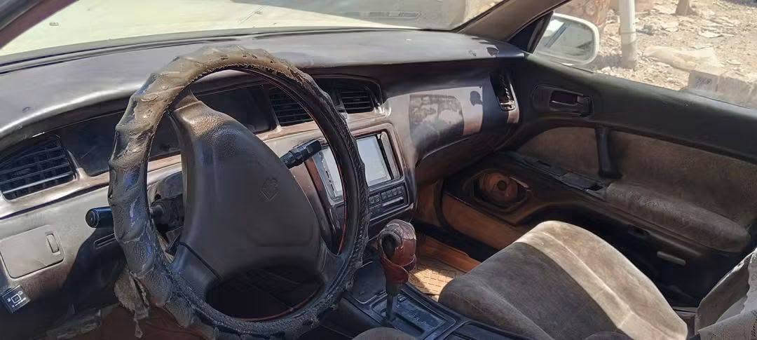 كراون 94 منفصل مشروع وطني بغداد باسمي
مكينة كايمة ابيعها كايمة بيها منظومة غاز مكانها بغداد الشعب 
هاتف ***********
السعر 35 وبيها مجال
