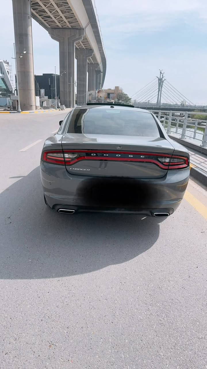 جارجر 2017 اصل كندي رقم اربيل sxtفتحه مكفوله ضربه وصبق وتبديل عدا قطعتين كلير فقط بدون فتح وتبديل سياره نضيفه وجاهزه من كلشي مكينه وكير وحداده وتبريد وتخم تاير كله جديد سعرها(195)وبيه مجال للاتصال *********** البصره البصرة, العراق
