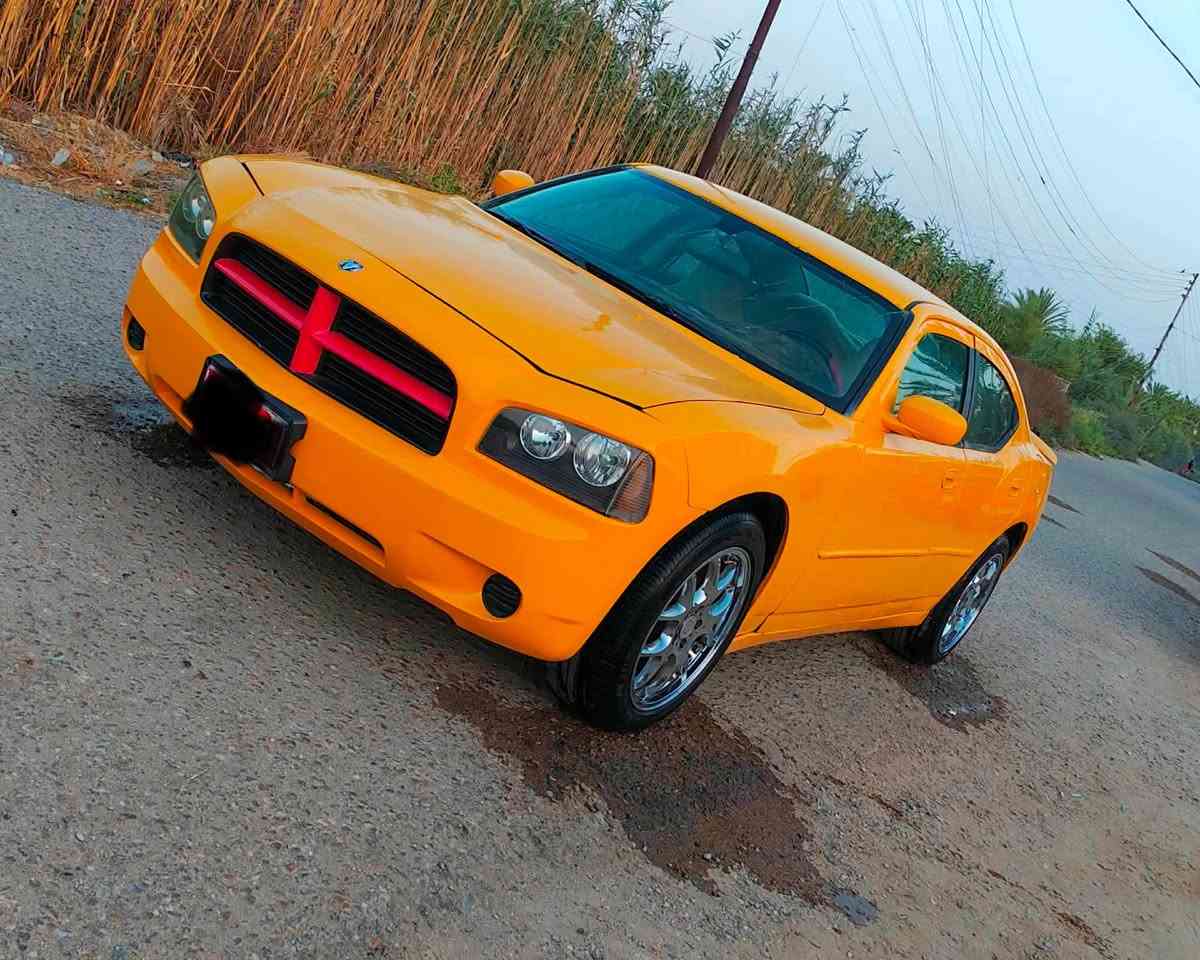 جارجر2010 اصل حاويه كفاله من الكص
متومه ارقام وسنويه طبق الاصل شرط الحاسبه 
مكينه وكير 3،500 كفاله حداديه جديده تخم تاير جديد تبريد ثلج بصمه دواخل بالجيس لايت زنون عالي سياره مكفوله من الضربه والمعجون والكص والسرقه والعشائر 
سياره جاهزه وجديده بمعنى الكلمه 
السعر 37 وبيه مجال 
مكان الشطره ***********
