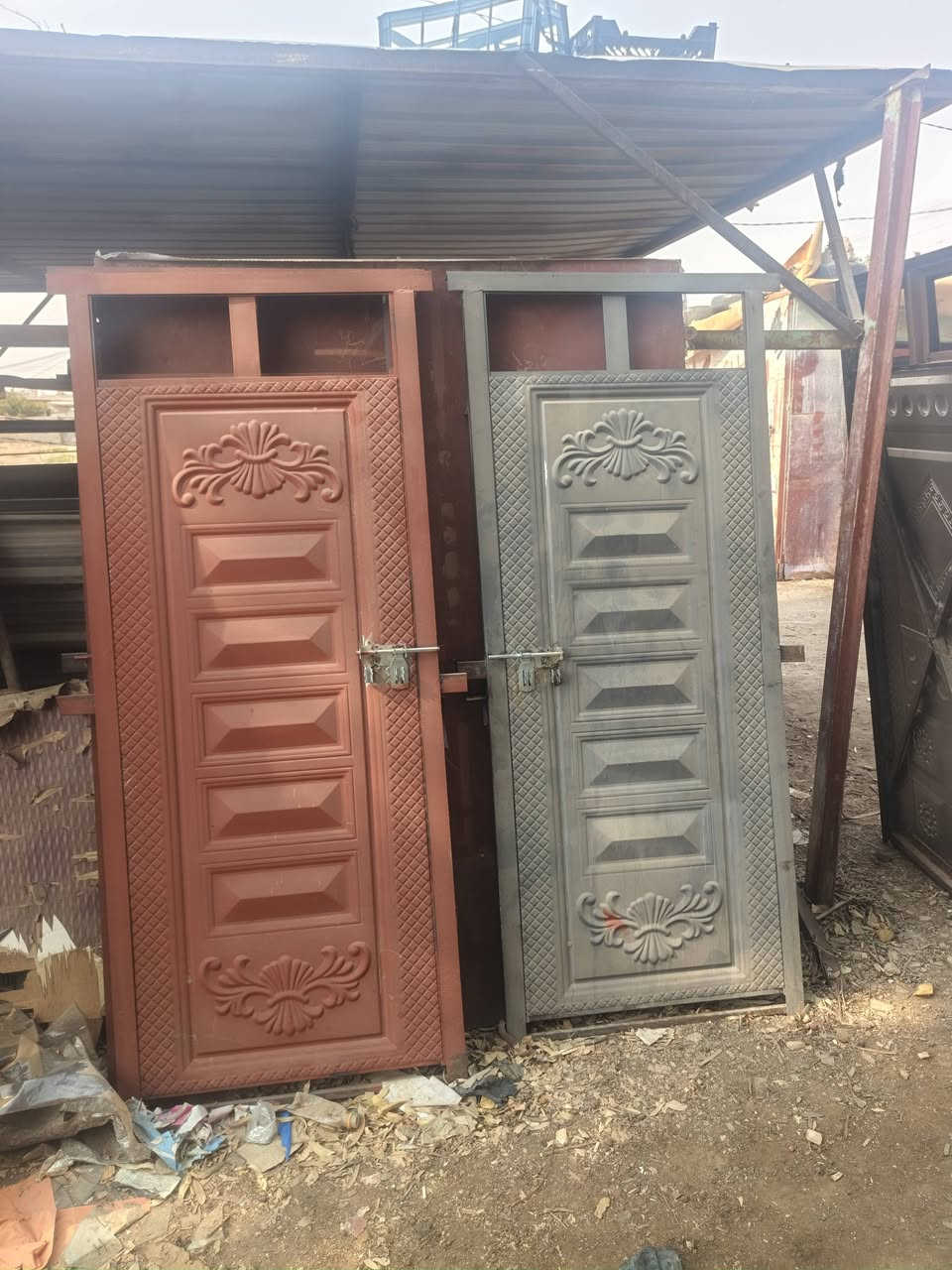 جينكو مستعمل+باب دفتري +جام خانه + باب شارع سلايت
في سكله ابو حسن السويعدي شارع الشمري الاستفسار ***********
***********
