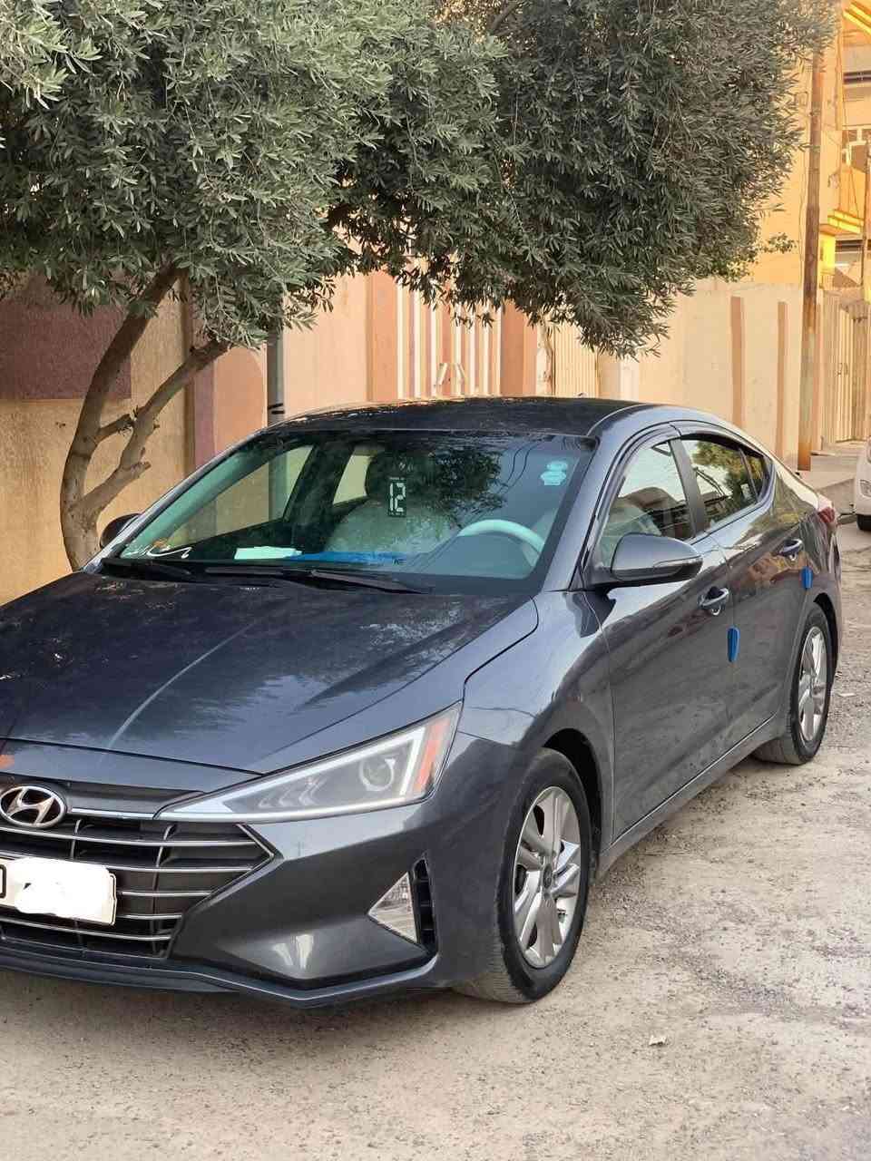 النترا 2020 كندي
مواصفاتها النص المعروفه
رادارت 
شاشه كامره
تحديد مسار
سياره رقم أربيل دولي +هزه
سيارة باسمي + كوبون بانزين بيها 
للاستفسار اكثر تواصل عالرقم 
***********‬

