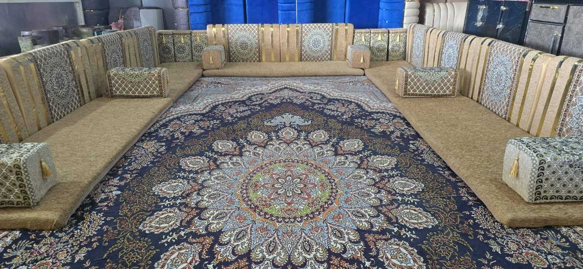 ✨ مجمع العائلة للجلسات العربية والديوان ✨

🛋️ أجمل الجلسات العربية بأحدث الموديلات التركية
تصاميم أنيقة، جودة مميزة، وراحة تليق ببيتك وديوانك 🤎
💰 أسعار مناسبة للجميع

📍 العنوان: النجف – حي الرحمة – شارع عشرين
🏠 مجمع العائلة أو مجمع أبو محمد

📞 للاستفسار والطلب: ***********

⭐ اختار جلستك… وخلي لمكانك طابع خاص ⭐
