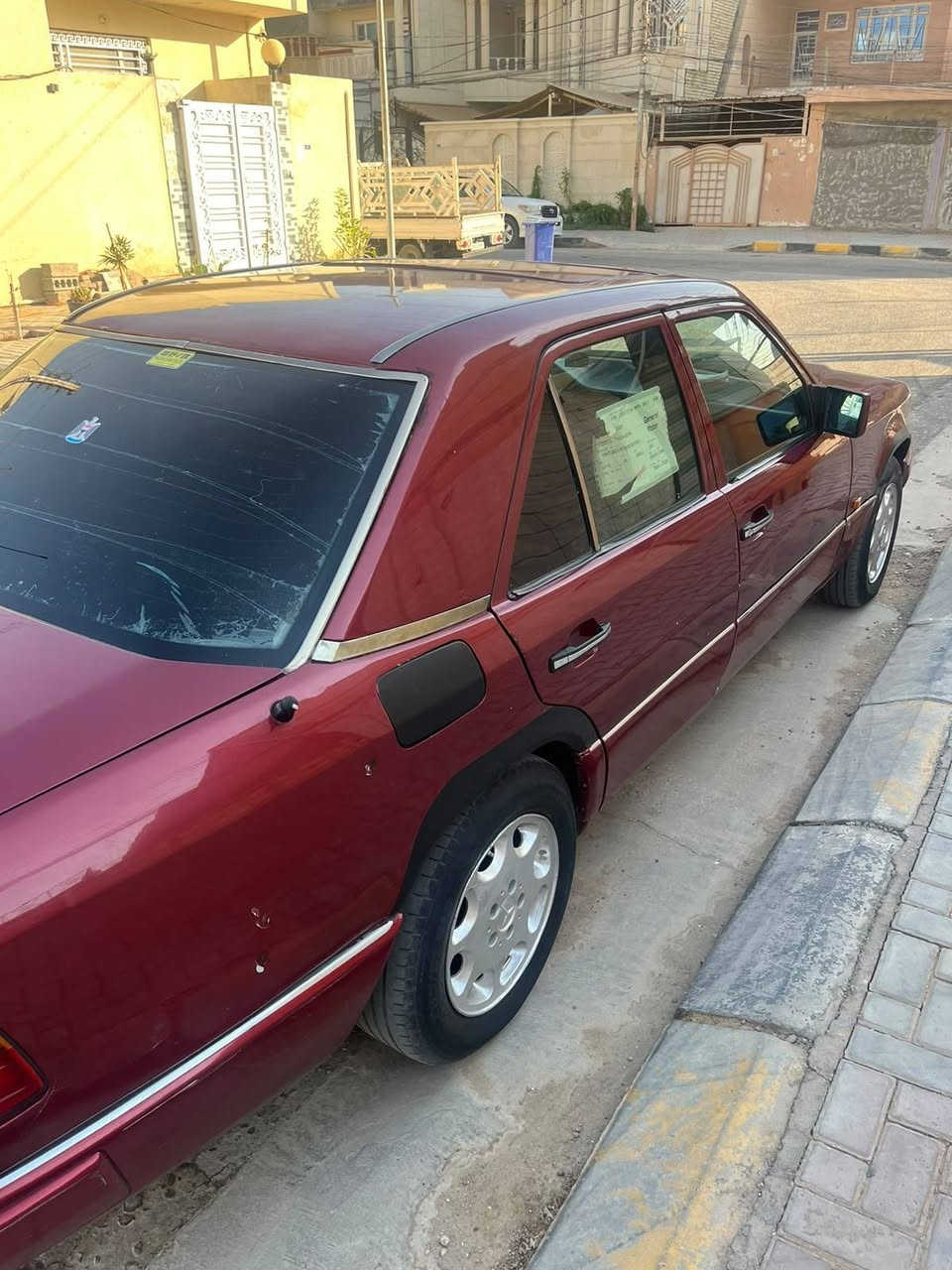 مارسدس دب للبيع
رقم بغداد هزة وسنوية لل ٢٠٣٠
اتعهد من الكص والشرعيات فقط
كير ومكينة بطة بالجيس
تبريدها ما جاهز
قواعد الدبل وحده مصلحة وحده بلادية 
مكانها كربلاء
وسعرها ٤٢ وبيها مجال
وهذا رقمي ***********
الله يرزق الجميع
