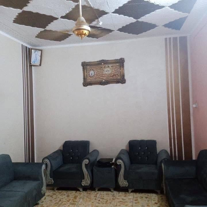 حي الحسين • ١٠٠م • راس ركن شارع