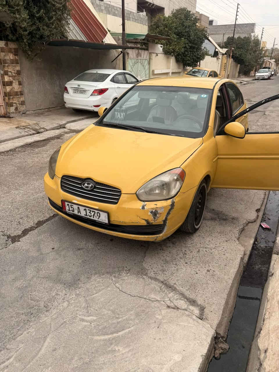 للبيع اكسنت موديل 2010 امريكي مابيها دواخل رقمها انبار صاحبها بل موصل تحويل وكاله شرط 
للتواصل ‭***********‬ لحد يراسلني مكلف بل نشر سعر 78 بيها مجال بسيط
