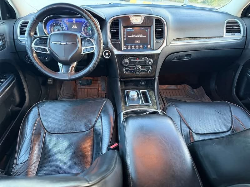 كرايسلر •••أوباما       بيع اوس مراوس
C300 بلاتينيوم

موديل  ••• 2018

المحرك: V6 سعة 3600
وارد امريكي 
شفتات ستيرن
كشنات جلد أصل 
كشنات كهرباء
كشنات تدفئة
تدفئة ستيرن
مثبت سرعة
كاميرا خلفية
حساسات
دخول ذكي (بصمة)
صور الحادث مرفق بالمنشور
واسط الصويرة 
***********
***********
