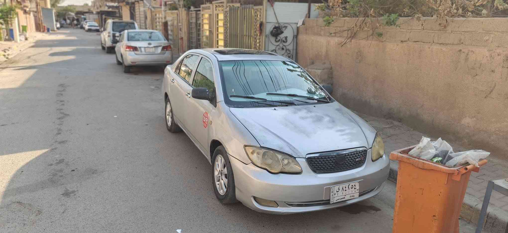 السلام عليكم BYD F3  2013 كير ومحرك متسوبيشي لانسر جدد محرك توه مشدود مكفولة ضربه وتبديل وخياس بيها بس جاملغ جهة الصدر مصبوغ أثر شخوط صدر تبريد تخم تاير باتري كله جديد ماشيه ١٦٨ حقيقي رقم بغداد بسمنا تحويل مباشر سياره حلوه ومناقصها شي مكينتها جديدة  مكاني بغداد سعر ٥٠ وفيها مجال رقمي ***********
