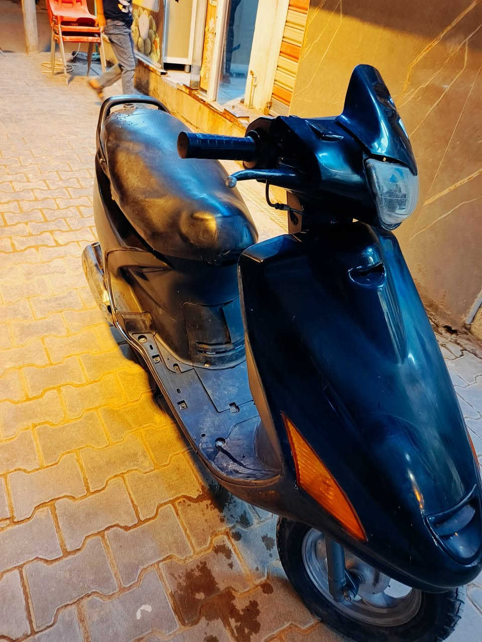 السلام عليكم
للبيع دراجه مامفتوحه 
محتاجه بس باتري كهربائيه كلها تشتغل 
السعر 550 وبيها مجال حك الجيه 
المكان نجف حي ابو طالب 
تواصل خاص او على الرقم 
***********
