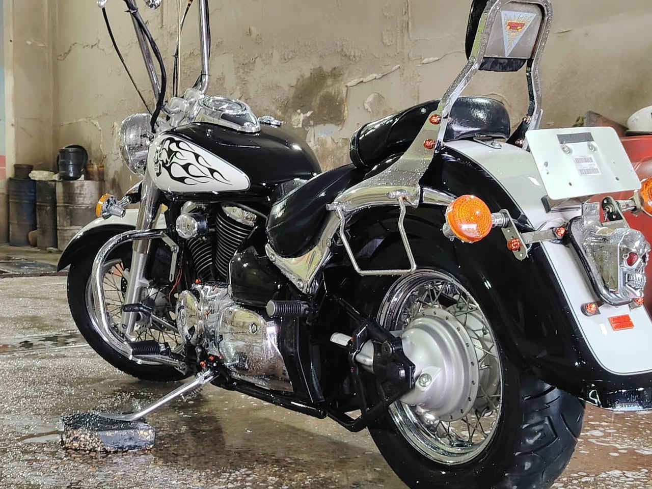 SUZUKI 800cc انترودر
دراجه دخول جديد كفاله عامه من كلشي موديل 2002 دراجه كاردن  ستيرن عالي كزوز طررب الدراجه برغي مامفتوح بيها كارتون تجي وتشوف كفاله عامه مكاني نجف السعر خاص خابرني وبيك خير ودلل ***********
