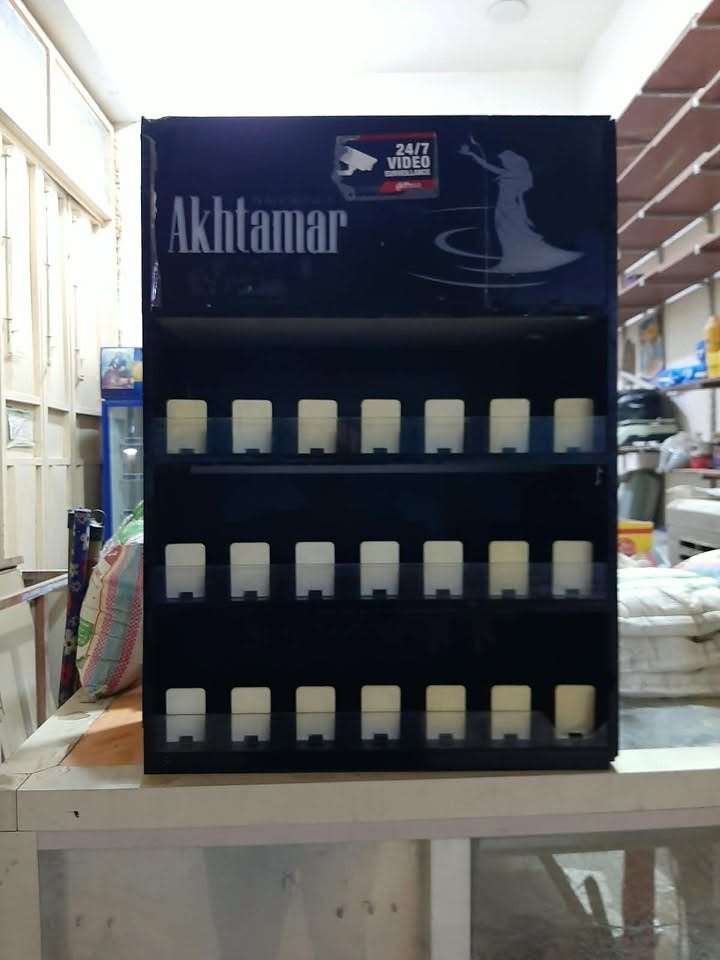 ديوانيه شاميه
اجهزه نضيفه للبيع

***********
