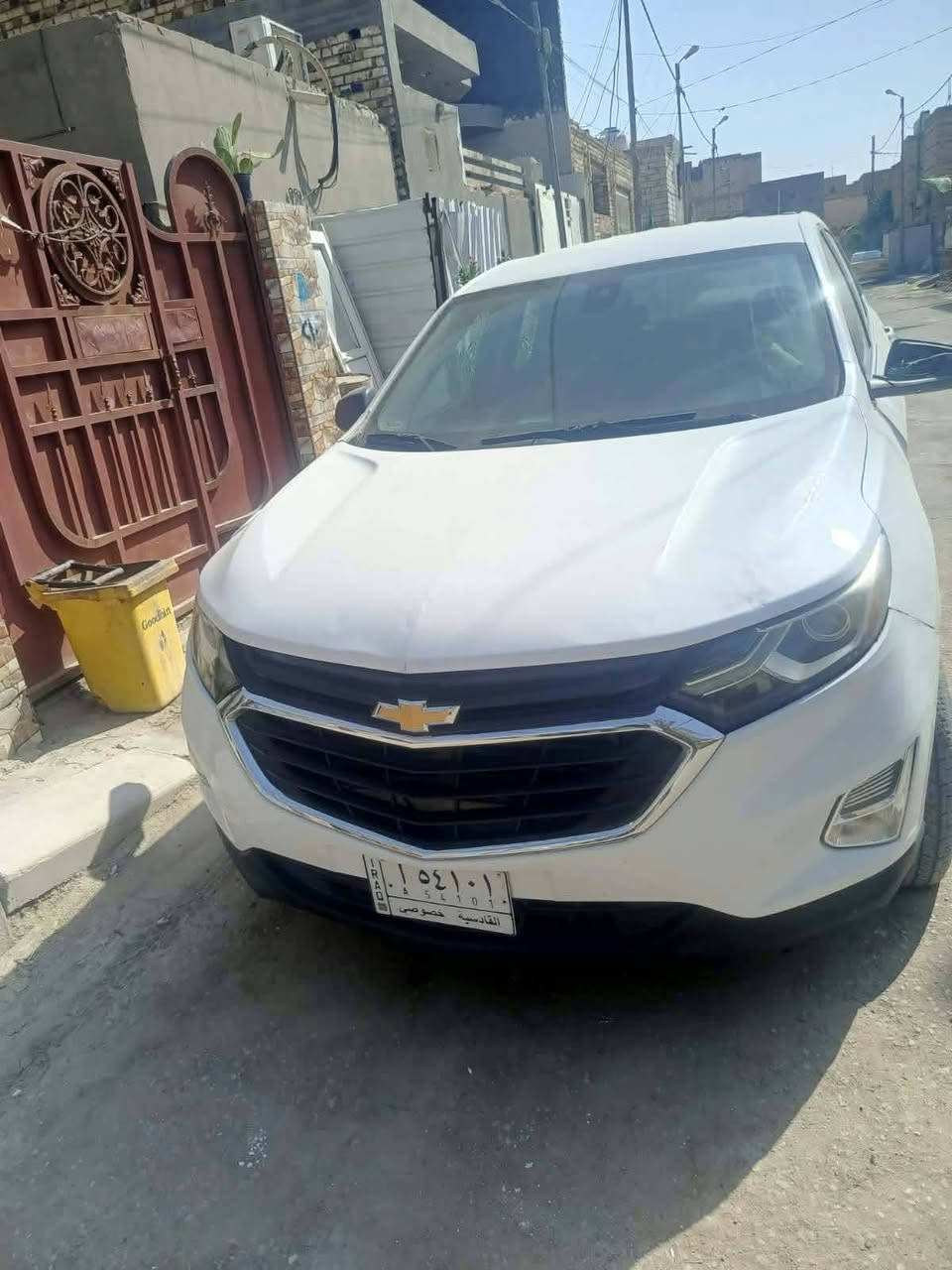 .للببع 
✅شوفرليت ايكونكس. ابيض ثلجي 
✅الموديل :  2018. برميره فور ويل 
✅الفئة :  1500 تربو Premier AWD
✅رقم السيارة: القادسية 
✅الضرر. جانبي الجاملغ الامامي الايمن + الداعميه   شرط تبريد بلادي 
✅الايرباكات :ضرر ايرباك  الدركة والبردة فقط
 1.اربع كامرات محطية 360,درجة 
🔻2-ويل كب حجم 19 مع طقم تايرة بحالة جيدة جدا 
🔻3-بصمة ابواب و بصمة تشغيل و    تشغيل عن بعد. بصمة جنطة كهرباء تفتح بالقدم استشعار 
🔻4-غرفة السيارة : جلد اسود اصل فول كهرباء كشنات  تتفئه تبريد أمامي خلفي. خزن مموري 
🔻5-رادار أمامي خلفي. مانع تصادم. نقطة عمياء تحديد مسار قياده ذاتية حساسات أمامية خلفية. إشارة مري عاكس للضوء 
🔻6-تحكم ستيرن جهتين متكامل سترين تتفئه 
🔻7-شاشة كبيرة الحجم للتحكم بكافة الايعازات
🔻8-شاحن. موبايل لاسلكي 
🔻9_لايت زنون+ بلاجكتور أسفل  بك لايت لد
 عنوان الديوانية /***********
