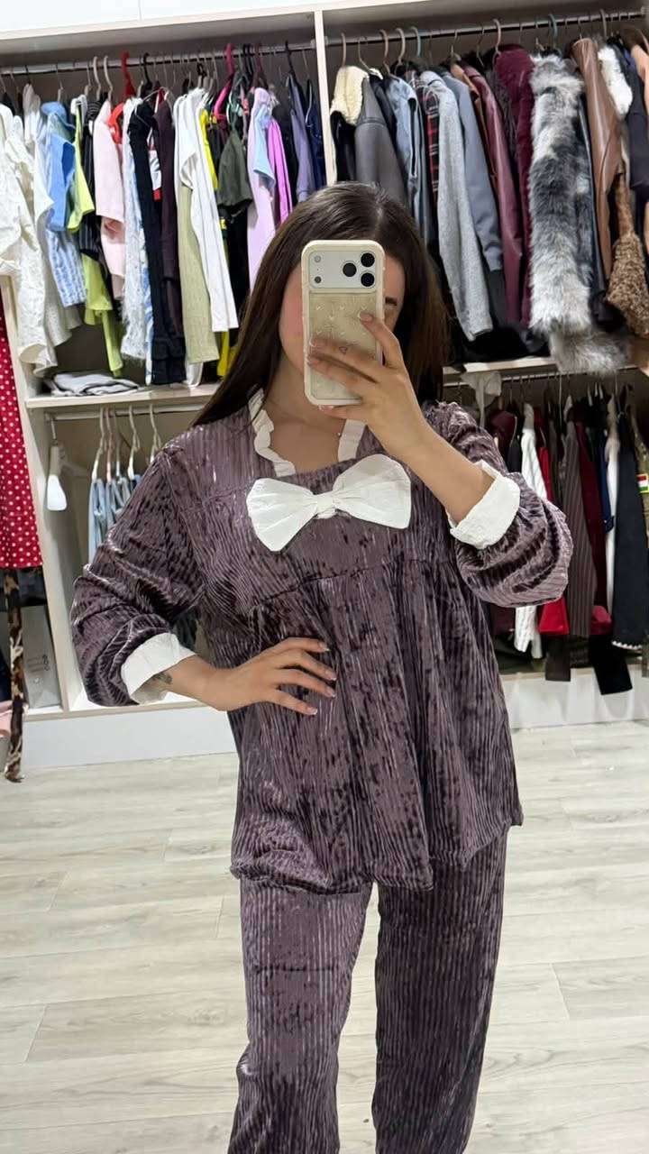 جمله و مفرد 
موديل جديد الشتاء  پاپيون⚜️
قياسات m-l-xl-2xl-3xl
٥ لون موجود 
رقم واتساپ 
***********
