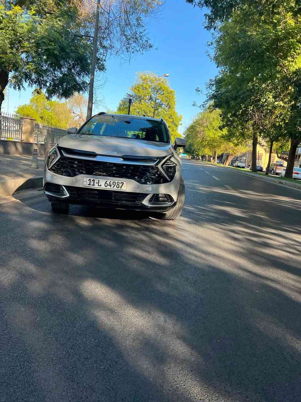 كيا سبورتج 2023 
فول 1/1 برستيج اعلى فئة وفول مواصفات 
ممشا 44 الف مايل 
حادث فقط بارد 30 سم بالجنطه لا غير 
كفاله عامه 
السعر 22.500 بيهة مجال بسيط 
***********

