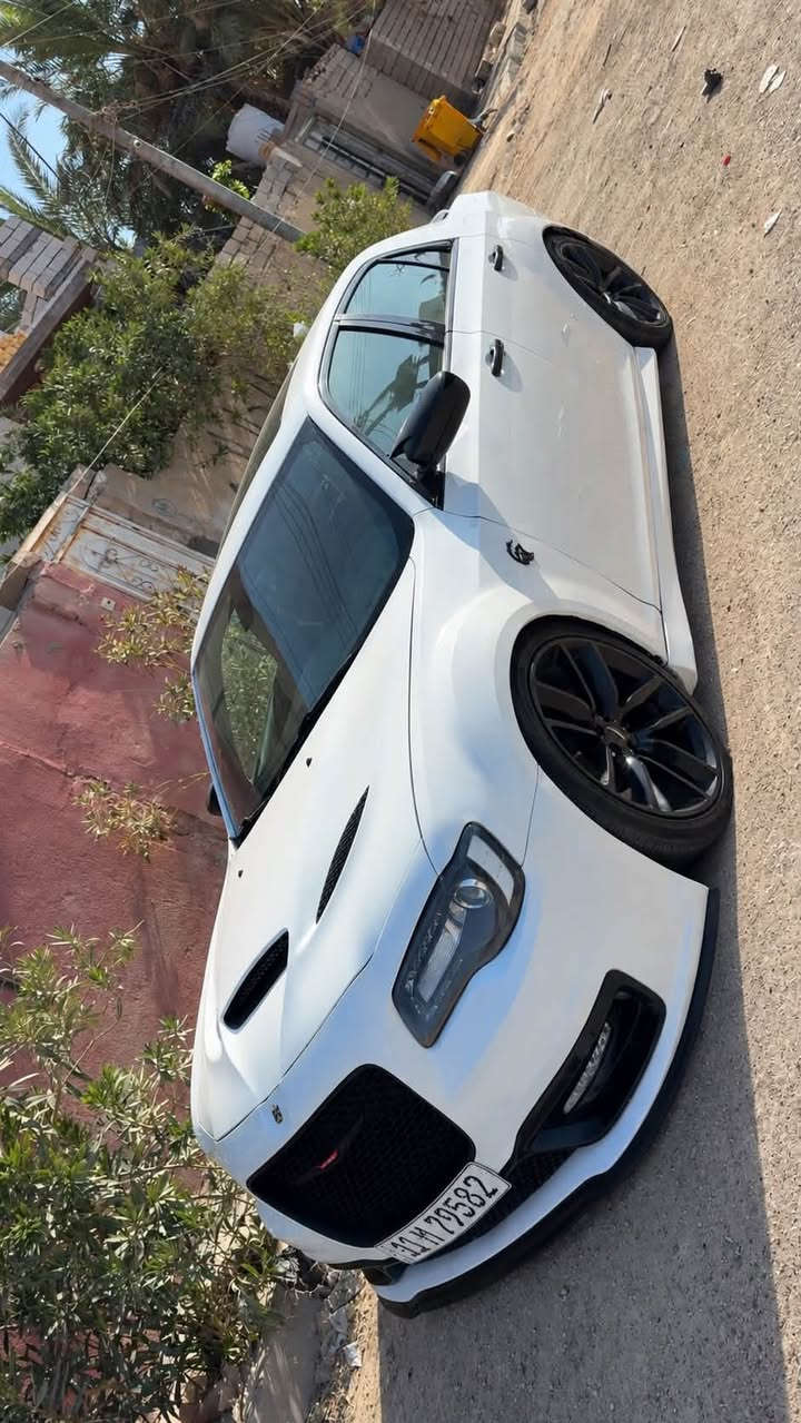 C300 بلاتينيوم • ٥.٧ هيمي V8 • رقم بغداد