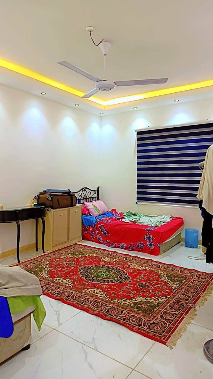 منتجع او دار استراحه للبيع او مراوس مع دار حديث او 
 للايجار

قطعه بمساحة 900متر سند 25تحويل سهم بالطابو مباشر بأسم المشتري تحتوي ع دار حديث درجه اولى يباع مع الاثاث بسعر 325 بمساحة 220 متر طابق واحد يتكون من غرفتين نوم مع صاله واستقبال مع مطبخ اوبن مفتوح مع مجاميع صحيه عدد 2 اضافه الى كراج السياره والحديقه ومسبح  --العنوان كربلاء الحسينيه شارع السيده زينب طريق ابو ماشه للاستفسار ***********

ملاحظه ///
 للايجار شهريا مع الاثاث بسعر مليون
