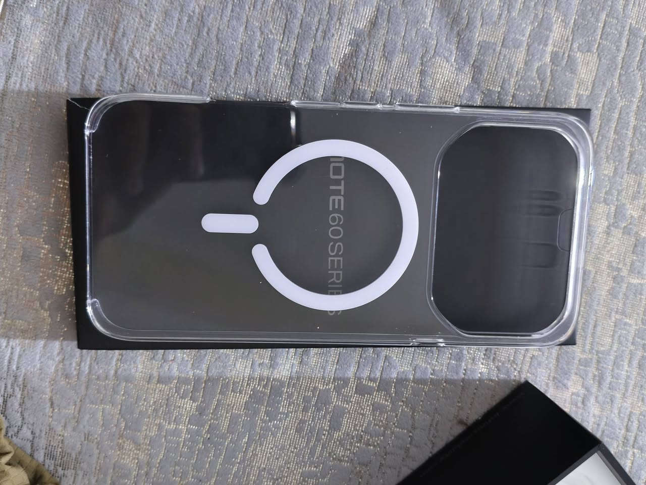 Infinix Note 60 Pro 5G للبيع (استخدام أسبوع واحد فقط)
السلام عليكم انفنكس نوت 60 برو 
جديد نضافه 100% التلفون صارله اسبوع يمي 
كامرته تخبل وصوت وشحن يقبط ب ربع ساعه ويطول اكثر من يوم ونص 
ملحقاته كامله بس الشاحنه الاصليه سعرها فوك ال 30
ذاكرة 256GB مع رام 16GB (أساسي 8GB + إضافي 8GB

سعره 525  بي مجال بسيط رجائاً لحد يكسر بالسعر اذا متعرف بيهن التلفون جديد 
متواجد ماسنجر و واتساب 
***********
