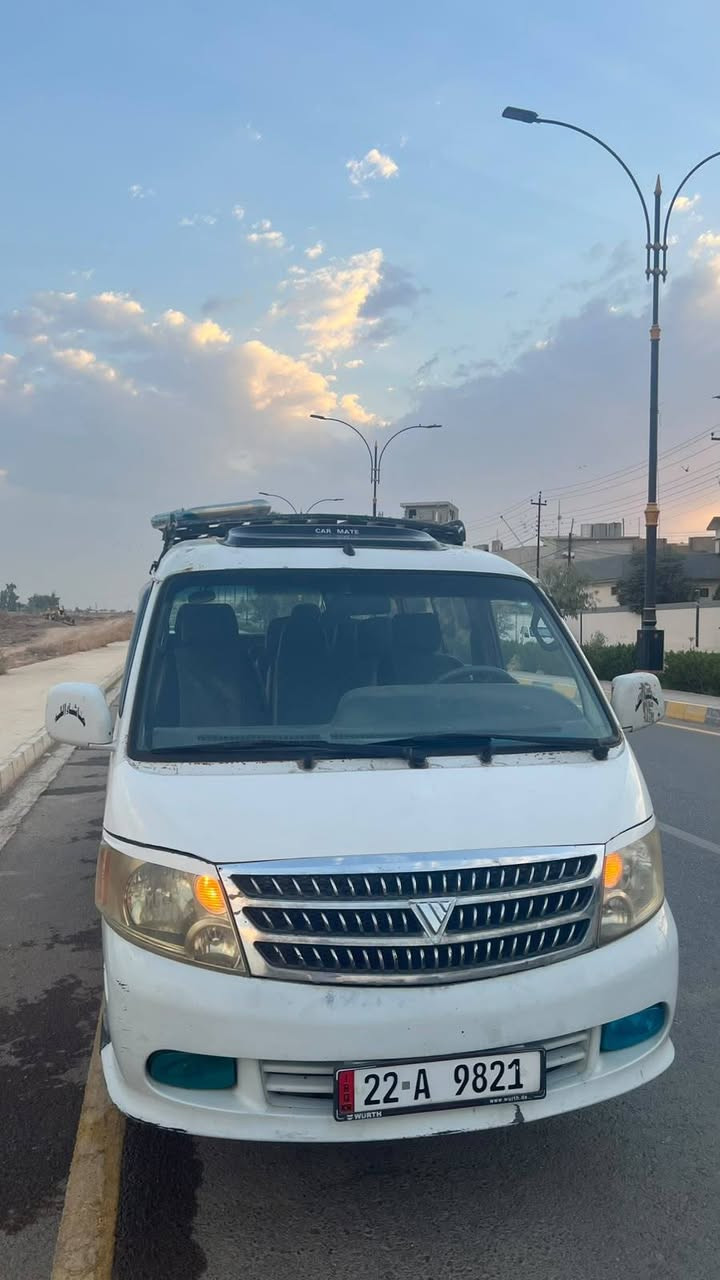 ١٤ راكب • موديل ٢٠٠٩ • بدون صبغ