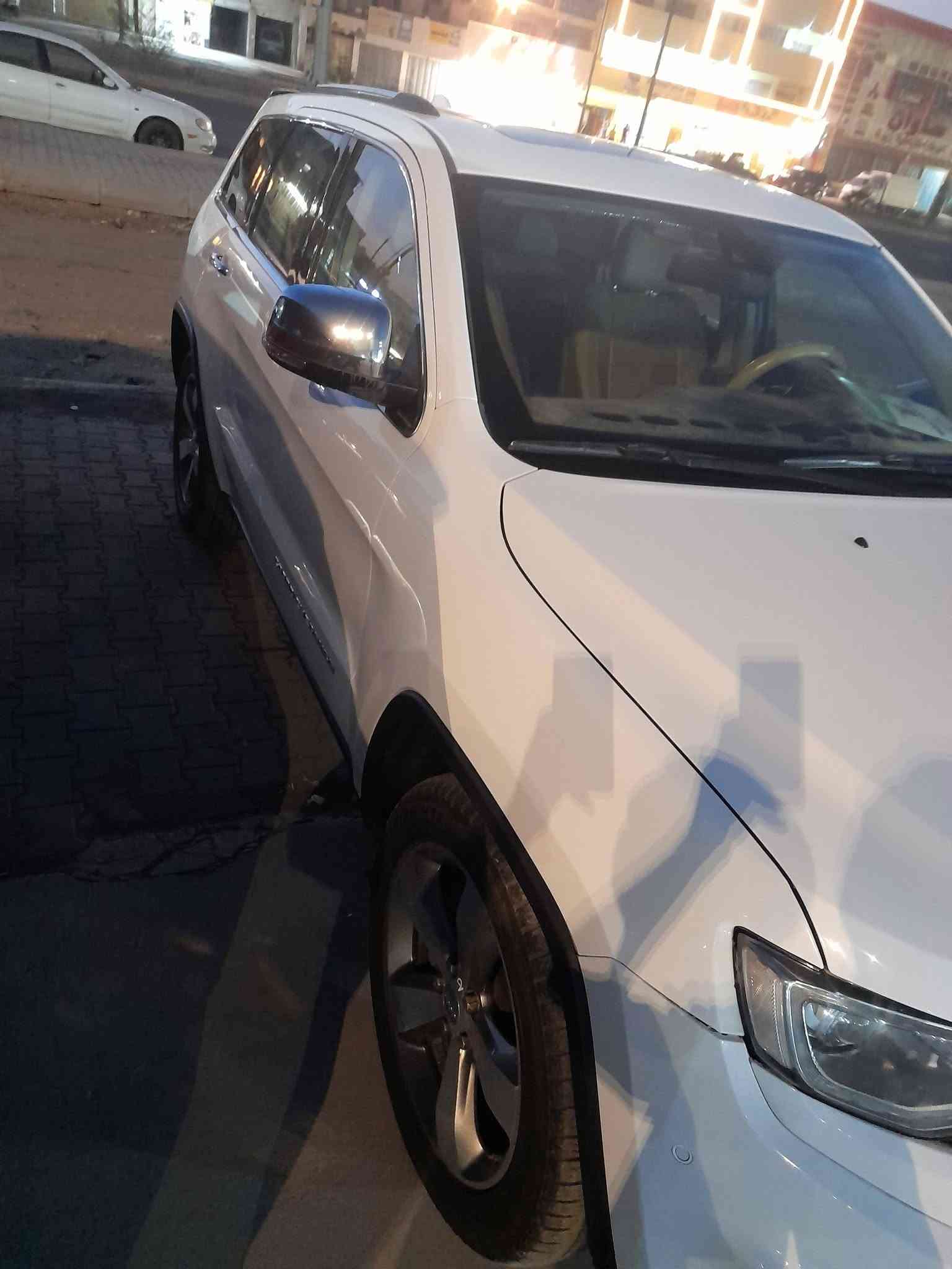 🚙 للبيع او مراوس 

 جيب جراند شيروكي لمتد 2014 خليجي

🔹 موديل 2014
🔹 خليجي
🔹 فئة Limited
🔹 محرك 3.6 V6
🔹 قير أوتوماتيك 8 سرعات
🔹 لون أبيض 🤍
🔹 ممشى 180 ألف كم
🔹 داخلية جلد
🔹 شاشة
🔹 كاميرا خلفية
🔹 حساسات
🔹 تحكم سكان
🔹 مثبت سرعة
🔹 تكييف أوتوماتيك
🔹 مقاعد كهرباء
🔹 بنوراما و جكات 
🔹 أعلى مواصفات بلمتد 
موجود سونار مع صور 

📞 للتواصل: ***********
