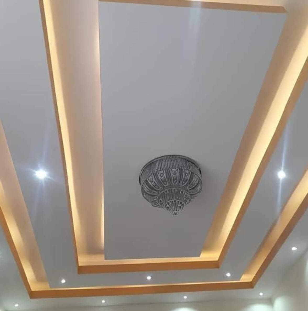 السلام عليكم
يوجد لدينا كادر لعمل الجبس بورد وصبغ البيوت بنسب السعار اتواصل *********** فقط واتساب او المراسلة خاص
