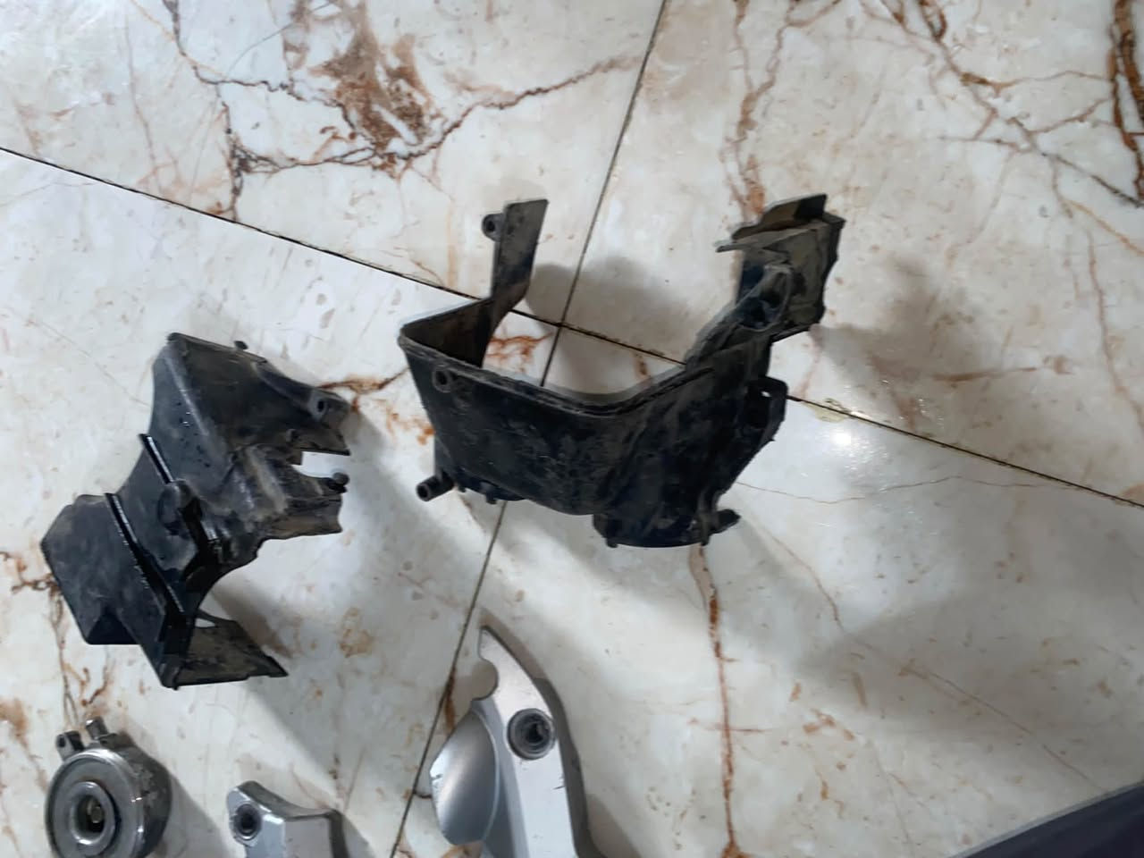مبخرة • عبوة بنزين • مكينة ١٢٠