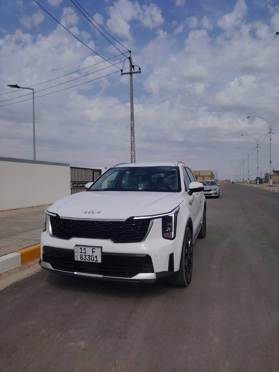 السورنتو شكل الجديد موديل ٢٠٢٥
بالمواصفات المدرجة ادناه.
محرك حجم ٣٥٠٠ 
٦ سلندر
نظام تشغل بصمة
ابواب بصمة
قمارة حديد
دبل كامره
داتاشو 
ويل كروم
حجم الويل ٢٠ 
حساس رباعي خلفي وامامي
حواجب زنون
بروجكتر زنون
لايت ناصي وعالي زنون
اشارة مرآة
مرآة قابلة للطي
تحكم ستيرن جهتان
تبريد ٣ قطع
٧ راكب
كرسي السائق والراكب كهرباء
جنطة كهرباء
شحن لاسلكي
نظام CAR PlAY
كير ماوس
وضعيات القيادة
مانع انزلاق والانحدار
سايد بريك كهربائي

اضافة للمواصفات الاخرى

للاستفسار 

***********حسين
السعر ٣١٠
ملاحظه بيه سحب كارت اقل الشبر بجاملغ الأمامي
