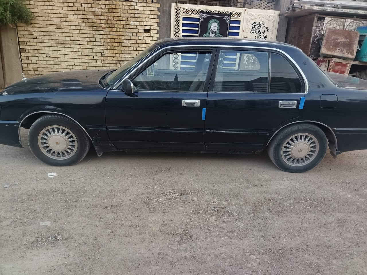 كراون ارنب طويل موديل 95 مكينه كير وحداديه خير من الله تخم تاير جديد سنويه 28 بسمي السياره رقم واسط مامتواجد عل فيس تصال عل الرقم 
***********
