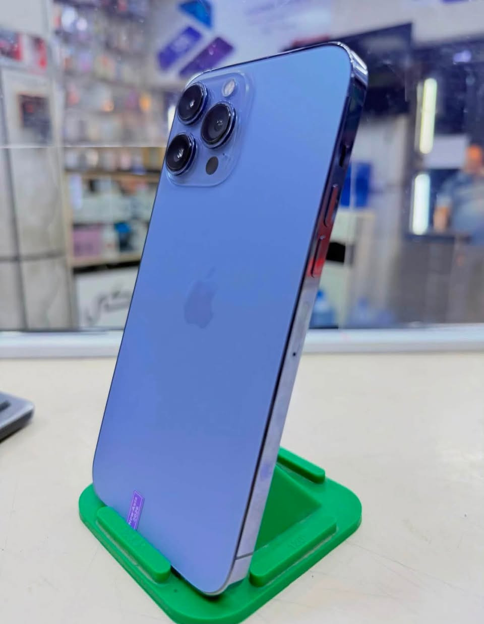 iPhone 13 Pro Max
ذاكره 256
بطاريه 90 رفع شركه
ضغط جهاز 
نضافه 100
نموذج M
السعر. 715.      الاستفسار ***********
