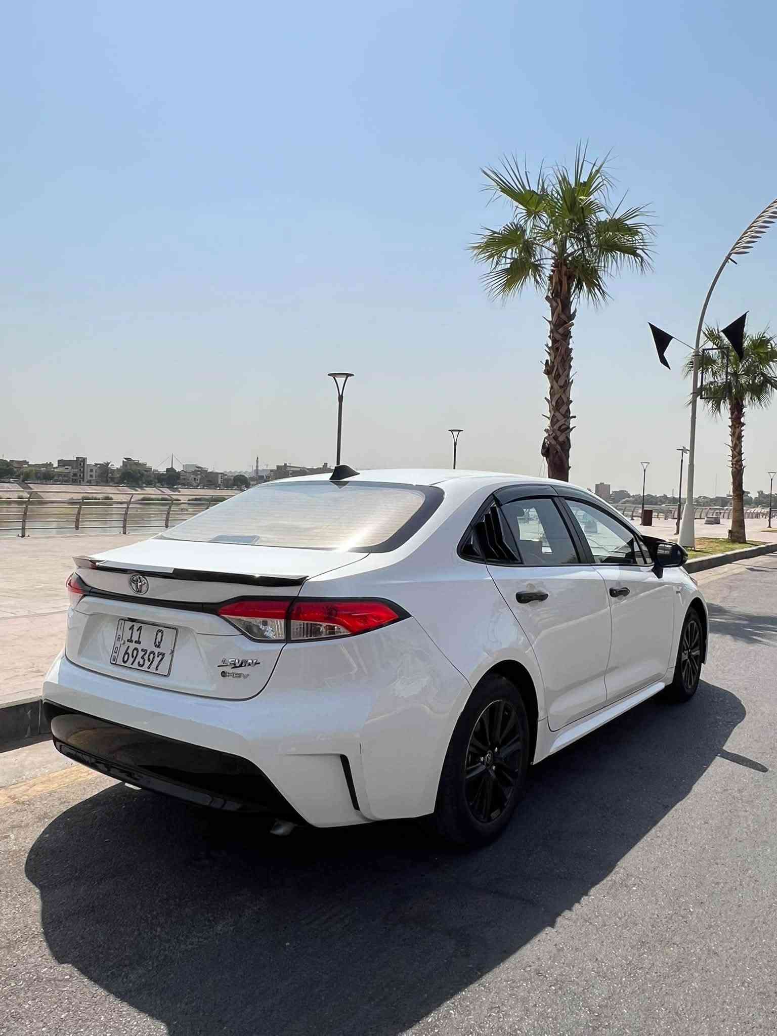السلام عليكم 

كورلا هايبرد موديل 2024 الشكل الامريكي كفاله عامه ماعدا طخه بسيطه بلهلال مال جاملغ وصورته موجوده بلمنشور

ممشى 53 الف 

مواصفات فول ماعدا كرسي كهرباء
وعليها كت سوادات

رقم بغداد باسمي 

سياره نضيفه جدا استخدام شخصي 

للبيع السعر 149 وبيه مجال بسيط جدا 

مكاني بغداد العطيفيه 

***********
