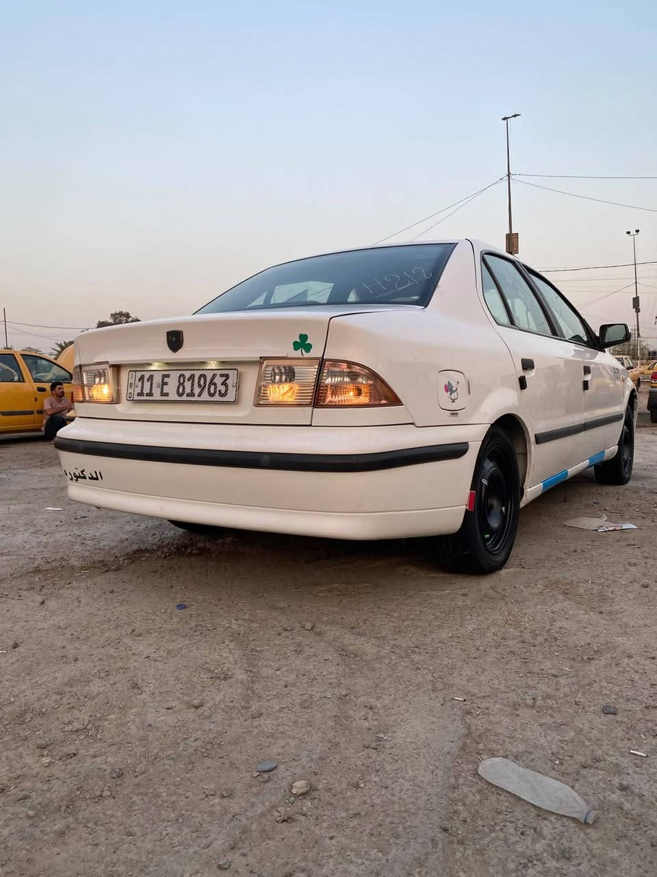 سلام عليكم سياره سمند موديل 12 سياره حلوه من كير مكينه جدد صدر امامي خلفي جديد تبريد ثلج تخم تاير جديد كهربائية كلهة شغاله رقام دولي سياره بيهة طخه خفيفه وره الايت الباقي كلهة مكفوله مكان سياره بل حسينية مال راشديه سعر 48 بيهة مجال تصال بل رقم ***********
