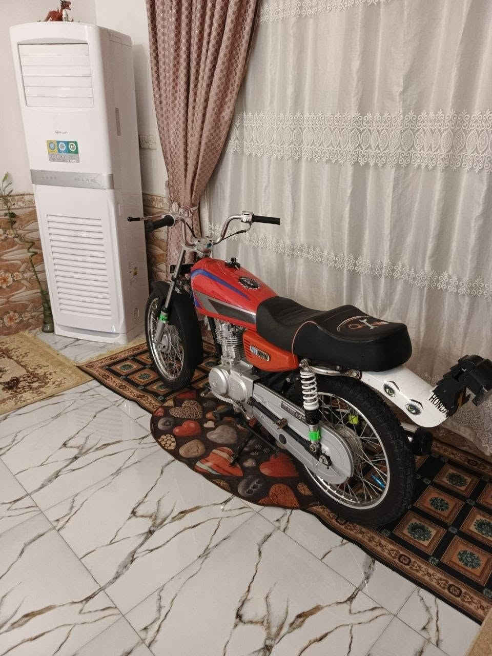 السلام عليكم دراجه نامه للبيع
اوراق مكان ديوانيه سنيه 
دراجه 25 شاصي 25
سعر750  كفاله عامه تعمير جديد
***********
