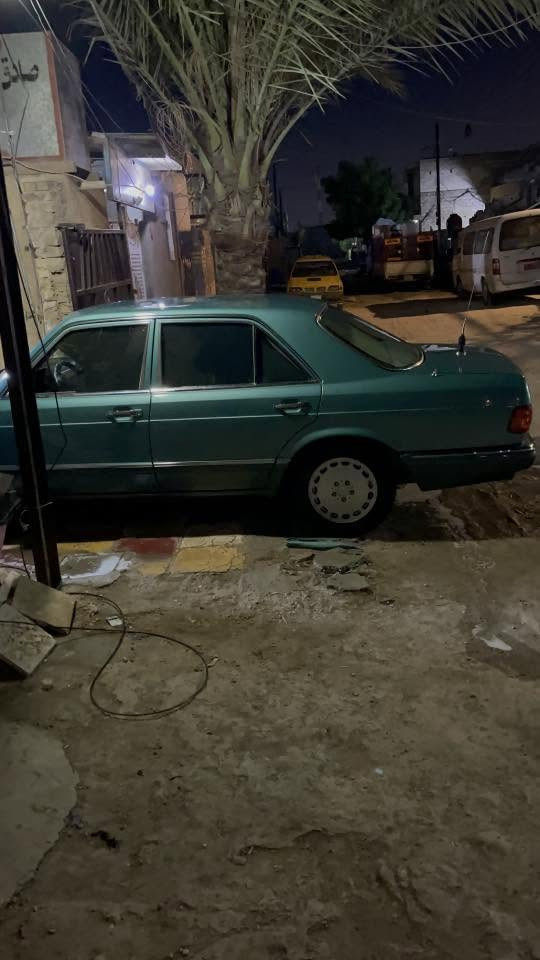 سلام عليكم مرسيدس اصل 1991 300SE بغداد بسمي 
تحويل موباشر
غرفه مخمل 
تخم ترات جداد
لون مميز (زرق شذري) مميز
دبل مروحه
سايد روف طكتين
جام ربعه كهرباء
دبل فيت بم
اريل كهربائي
مكينه بلادي جديده عنكبوت اسود
اكسل حداده كله جديد
مصبوغه عام فقط للجماليه بدون اي ضربه
ملاحضه: تبريد فقط نقصه غاز فقط 
مكان بغداد الحسينيه الراشديه
الاستفسار:***********
ملاحضه:: السياره مال جناي مجودره وطبكه ستعمال قليل كلش كلش السيراه احله من بل صوره
