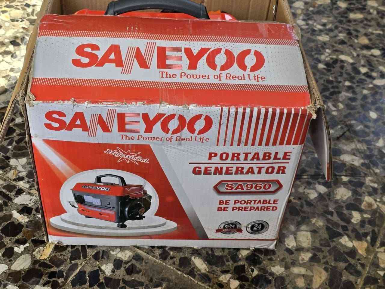 مولده من شركه  SANEYOO
جديده مستخدم قليل نظافته 100% 
تطيك خمسه امبير حقيقي 
وكل غراضه وياه 
السعر 100 
 الاستفسار عله هاذه الرقم 
***********
