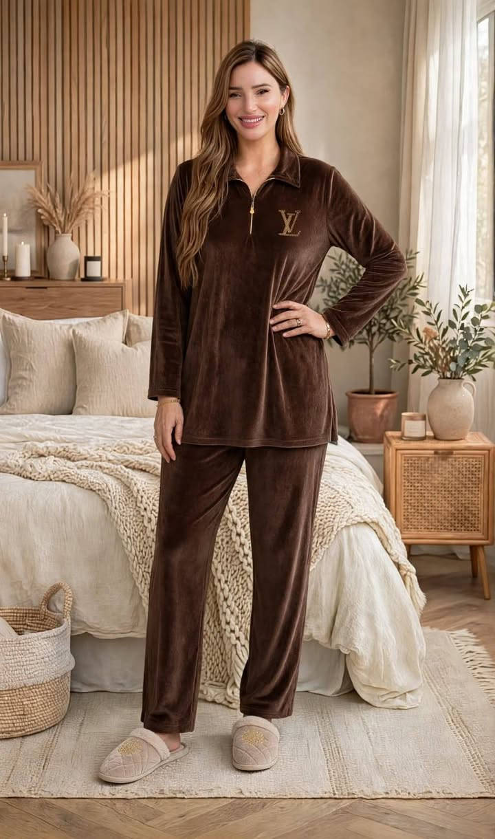 جديد قديفه مخمل
تراك قديفه مخمل غزالي درجه اولى 
مقاس L.XL.2XL
درزن ٤لون
قناة واتساب 
https://chat.whatsapp.com/Cr90IrC8kCbA7qfKcBsvPk
قناة تلي 
https://t.me/lelaan7
