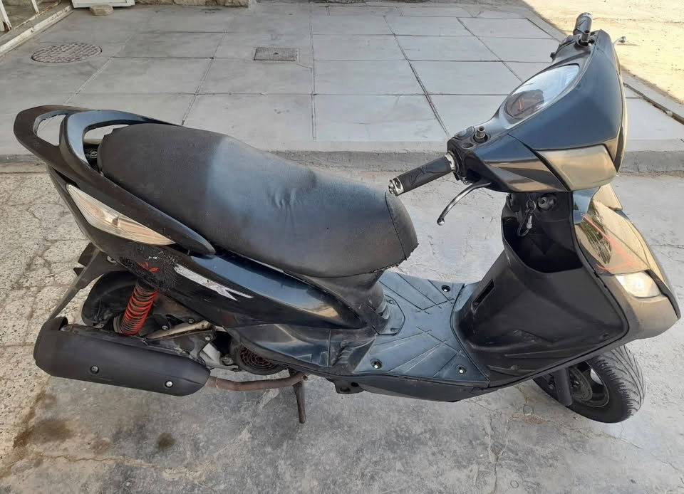 للبيع مكاني شهربان
سعر 300 مستعجل عليها حيل نضيفه فول 

‭***********‬
