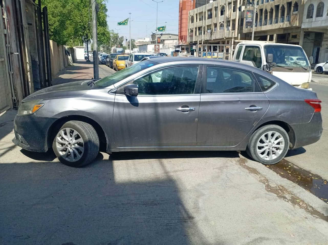 سنترا للبيع ٢٠١٩وارد أمريكي حادثها بنيد سطحي السعر 100 اوبيها مجال العنوان بغداد رقم الهاتف ***********
