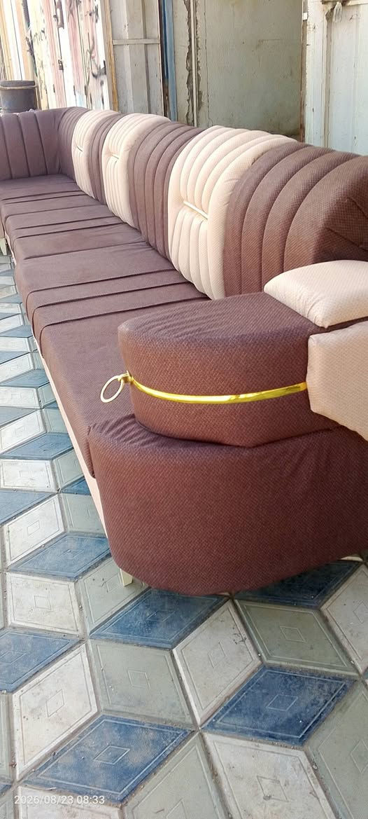 للبيع آخر قطعه تصفية محل 
#ديوان 11 مقعد حرف L شغل شمال كلش ثكيل جديد غير مستخدم بسعر كلش مناسب 
315 الف فقط #صويرة تقاطع حي زهور سبيس ***********....***********
