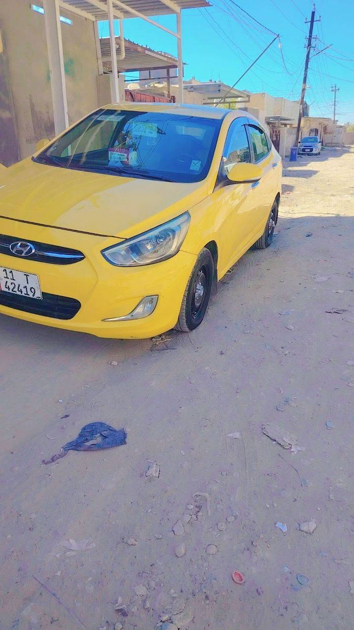 السلام عليكم سياره اكسنت لبيع خليجيه محرك 1600 دوش سياره كامله وجاهزه موديل 16  بغداد بسمي السعر 82 وبيهه مجال مكان السياره بغداد ابوغريب رقم الهاتف *********** //*********** متواجد وتساب
