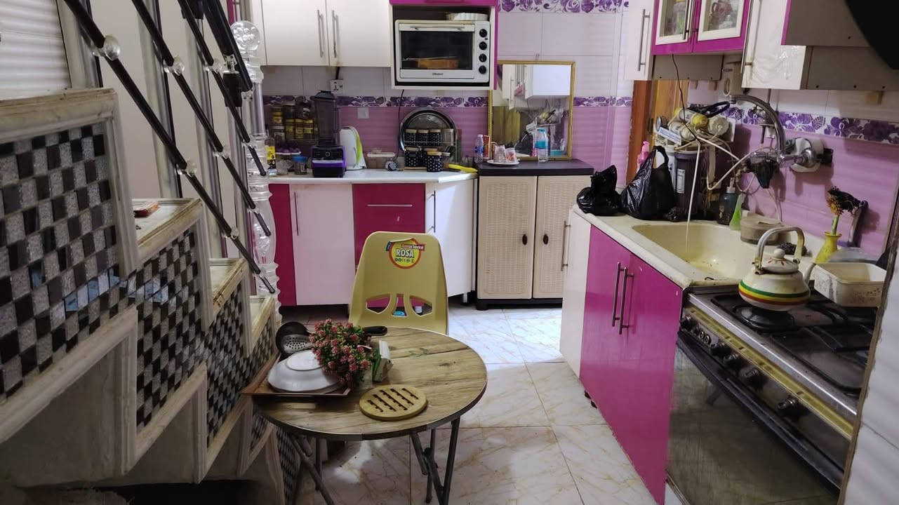 بيت طابقين • حي المعلمين • ١٢٥م