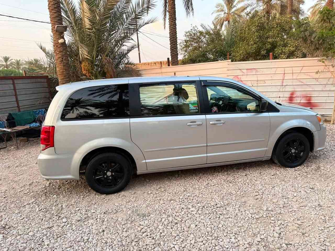 اسلام عليكم مهافي أدوات أدوات جاهزه كل نقص مابيها مكانها النجف موديل 13 السعر 35 الشراي يتصل على الرقم ***********
