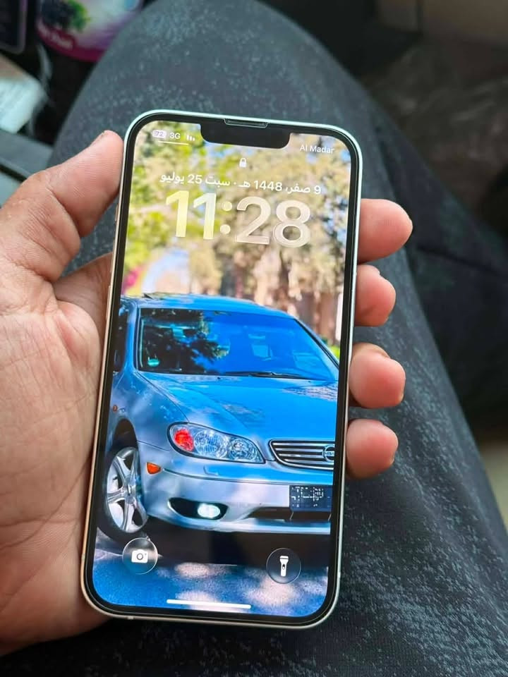 ايفون ١٣ • ١٢٨ جيجا • ابيض