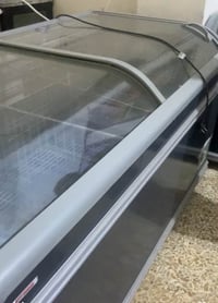 عارضات المانية • ١١ عارضة • انفيتر