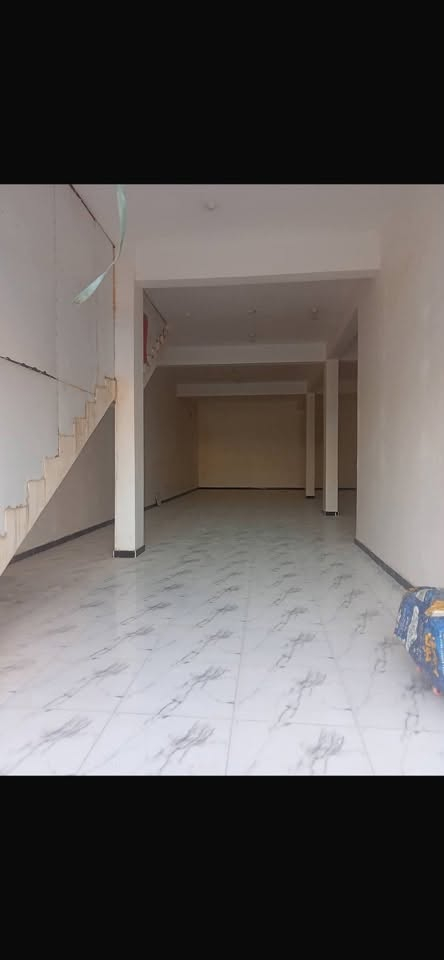 🌟 فرصة استثمارية مميزة 🌟
مساحة 200م² متوفرة للإيجار، مناسبة لأصحاب المشاريع الراغبين بمكان واسع واستثمار طويل الأمد.

مناسبة لـ صيدلية، عيادة، مختبر، مكتب، مركز تجميل أو أي نشاط تجاري مناسب للموقع.

📍 الموقع: شارع الشيرازي

📞 للاستفسار والتفاصيل: ‭***********
