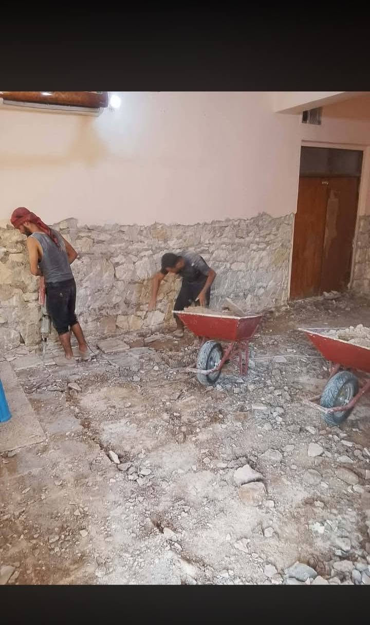 سلام عليكم سلام عليكم  / يوجد كادر عمل جاهز  تصعيد مواد  / تنضيف بيوت  / تفليش  / تكشيط  / دفن نهري  / شغلنه ليل ونهار  / وماعليك بكلشي تاخذ شقل جاهز مني  / ومعداتنه جاهز وسياره تجيك للبيت ماعليك بس تصال على رقم/  *********** واتساب بي
