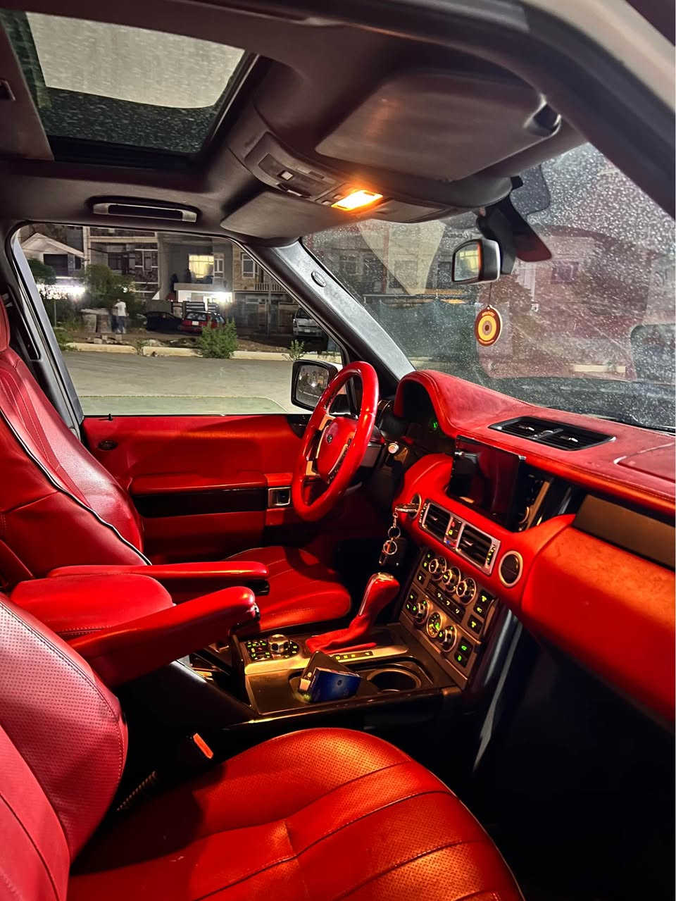 Rang rover Vogue 2007

8 دۆلار غرامە لەسەرە سیارەکە بێ بۆیاغە تەنها 3 پارجەی پێشی کراوەتە 2013 
سەیارەکە 8 پستۆنی سوپەرجارجی بجوک 4.2 
سعری 90 وەرەق و مەجالەجی زۆر کەم أربيل, العراق
