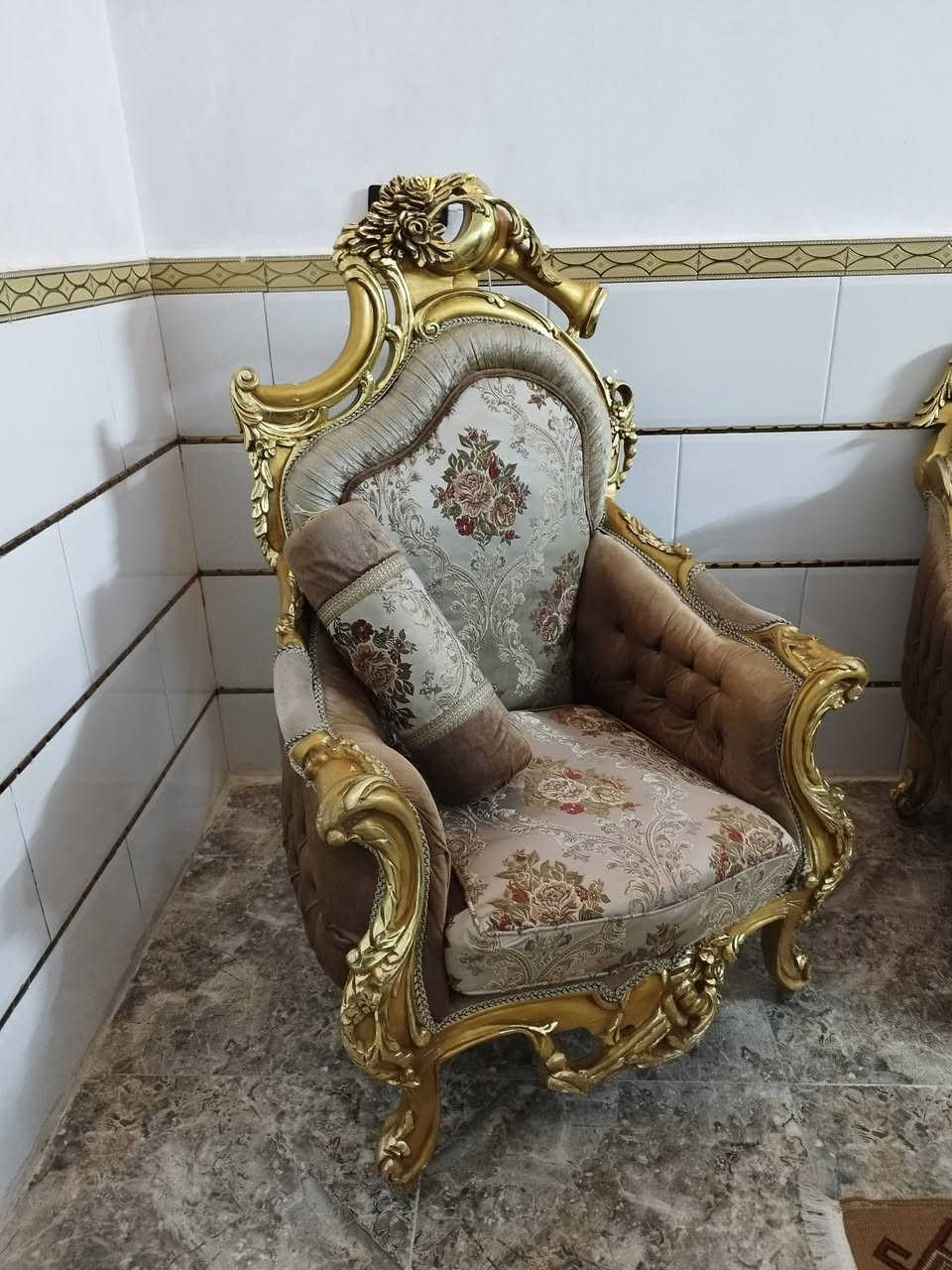 تخم قنفات ملكي صاج زان ثقيل مصري  للبيع العماره السعر 550بي مجال قليل 10مقاعد ثقيل تكمه ***********
